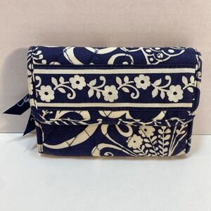 Vera Bradley Twirly‎ Birds Wallet Navy White Floral Snap Closure Quilted Cotton